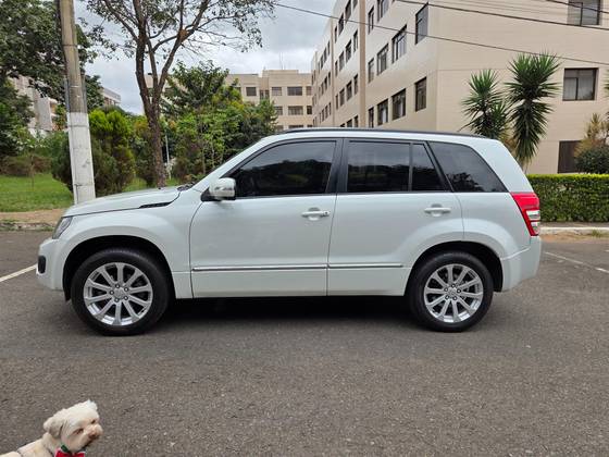 SUZUKI GRAND VITARA 2.0 4X2 16V GASOLINA 4P AUTOMÁTICO SUZUKI GRAND VITARA 2.0 4X2 16V GASOLINA 4P AUTOMÁTICO